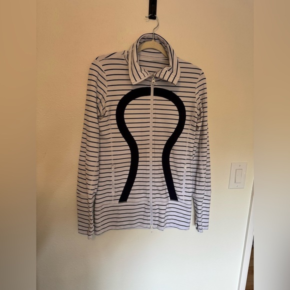 Lululemon In Stride Jacket Full Zip White Navy Stripe Size 6 EUC - Picture 4 of 10
